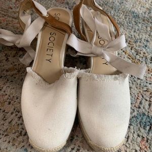 Cute tie back wedge shoes